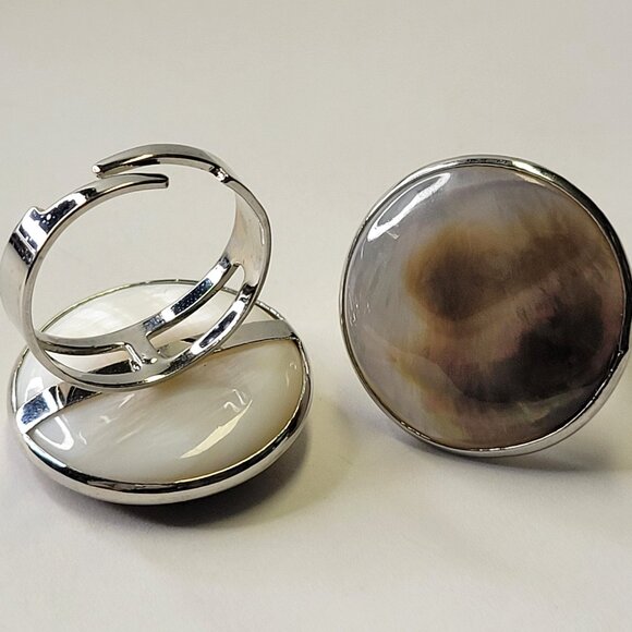 Mother of Pearl Round Ring Adjustable Ring - Picture 5 of 6